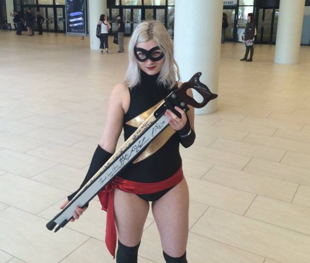 This “Nerd Cane” Was Lucky Enough To Be Held By Some Of The Most Beautiful Cosplayers