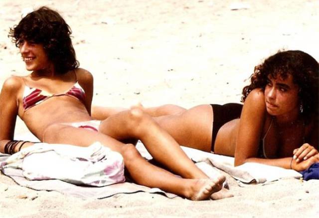 Hot Babes From 80’s On The Beautiful Beaches Of Chile