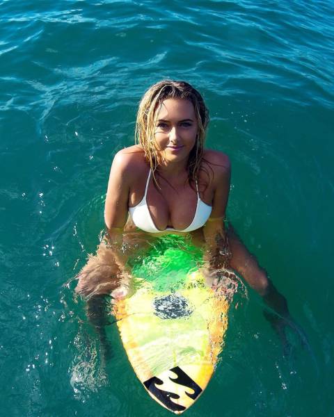 Australian Surfing Sisters Have Conquered The Internet With Their Blazing Hot Photos